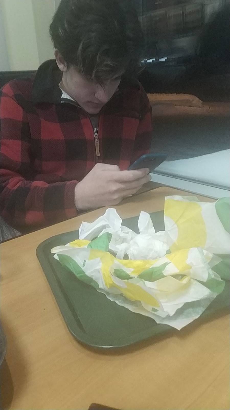 Subway | restaurant | 4 Chemin de Fairfax, Stanstead, QC J0B 3E0, Canada | 8198762110 OR +1 819-876-2110