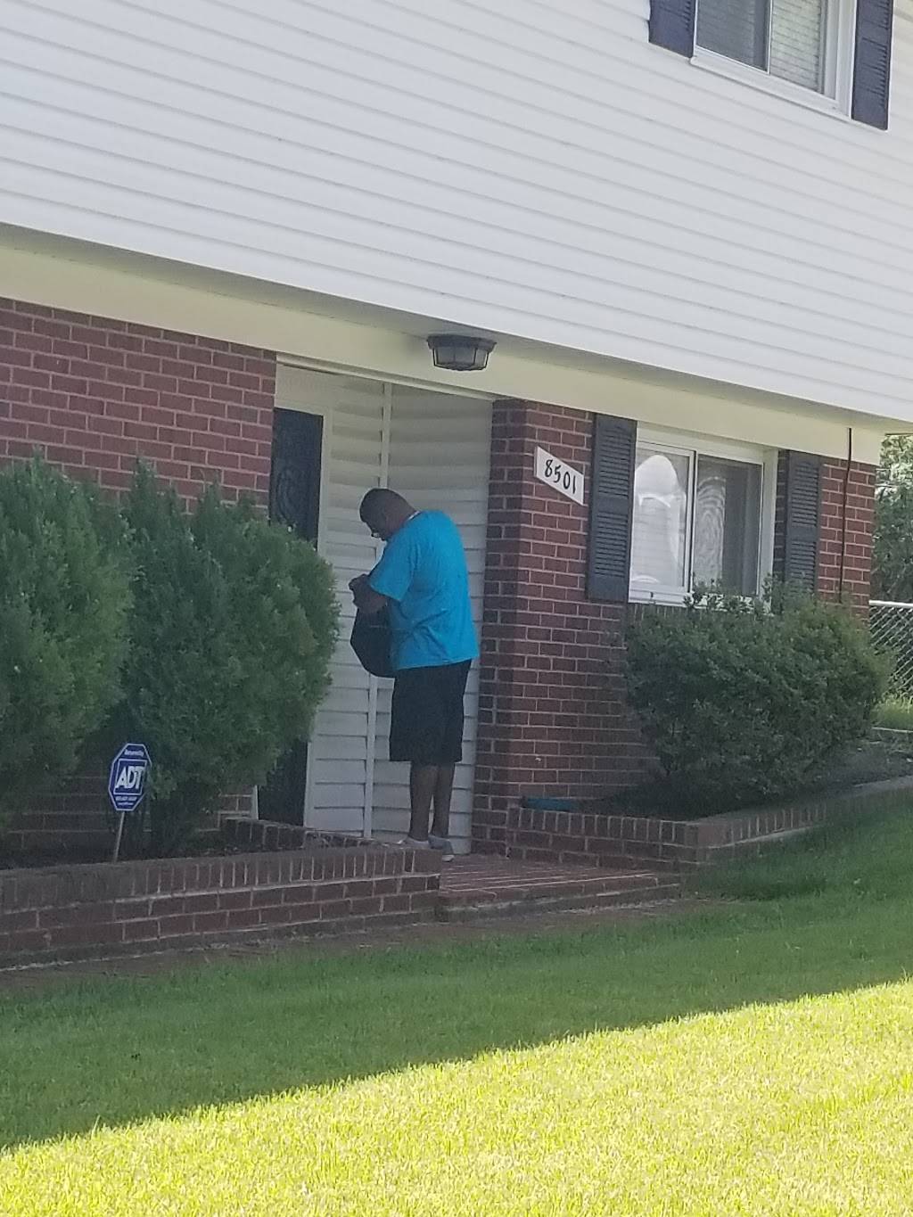 Ritas Italian Ice & Frozen Custard | restaurant | 2950 Donnell Dr, Forestville, MD 20747, USA | 3016697399 OR +1 301-669-7399