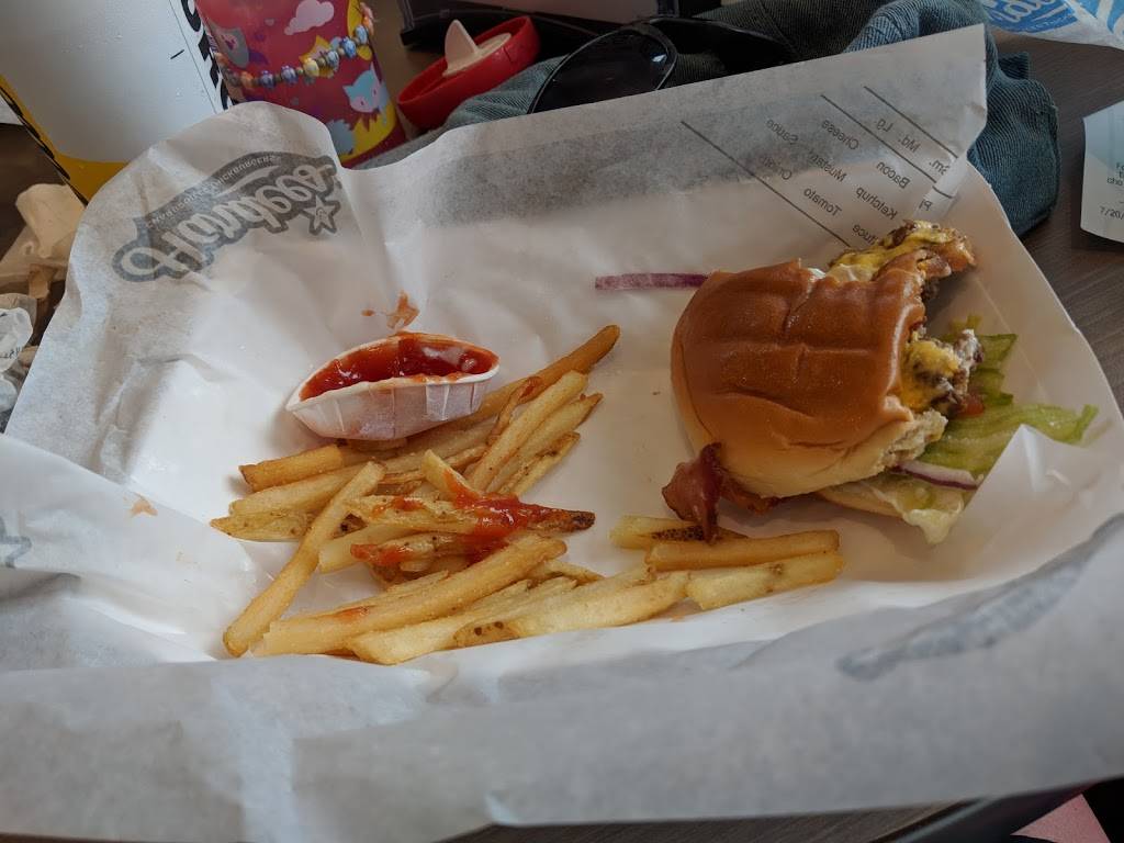 Hardees | restaurant | 3678 Maco Rd NE, Northwest, NC 28451, USA | 9106550907 OR +1 910-655-0907