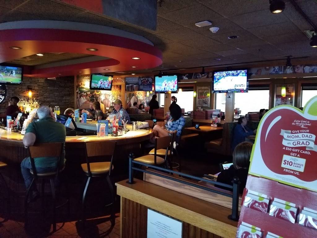 Applebees Grill + Bar | restaurant | 5017 Transit Rd, Williamsville, NY 14221, USA | 7166337635 OR +1 716-633-7635