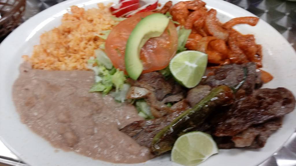 Taqueria El Rincon | restaurant | 8819 14th Ave S, Seattle, WA 98108, USA | 2067627227 OR +1 206-762-7227