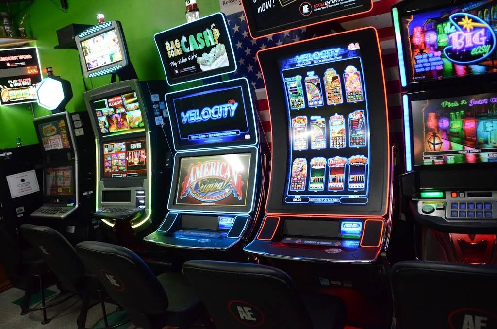 Baps Tap Sports Bar & Grill, Inc. | restaurant | 164 W Sauk Trail, South Chicago Heights, IL 60411, USA | 7087552277 OR +1 708-755-2277