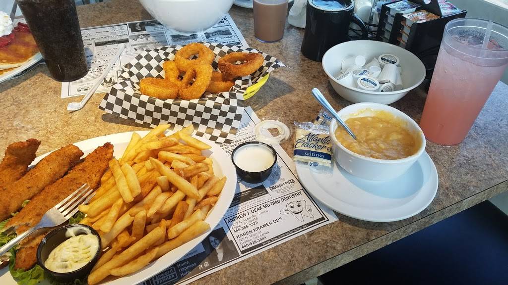 Dimitris Corner Restaurant | restaurant | 103 E Herrick Ave, Wellington, OH 44090, USA | 4406474976 OR +1 440-647-4976