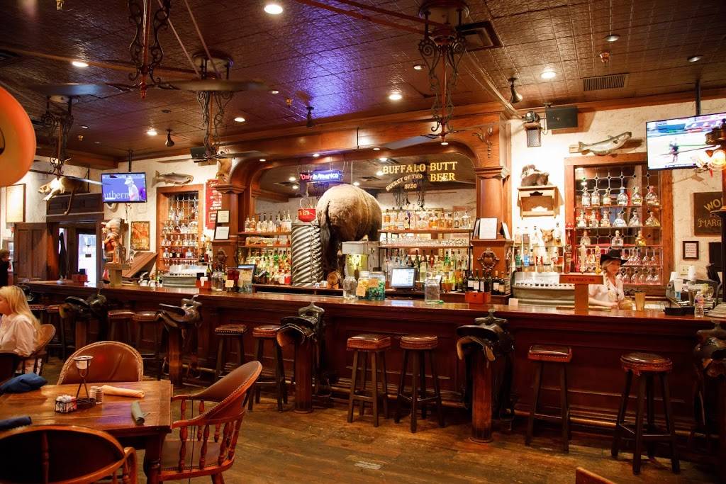 H3 Ranch | restaurant | 109 E Exchange Ave, Fort Worth, TX 76164, USA | 8176241246 OR +1 817-624-1246