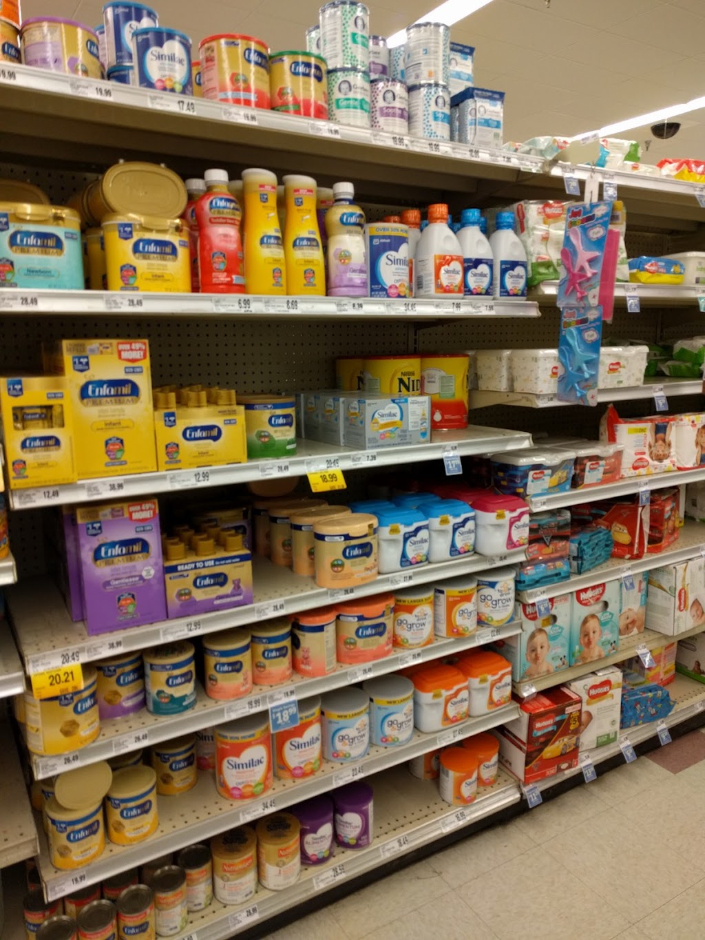 Save Mart | meal delivery | 1504 Howard Rd, Madera, CA 93637, USA | 5596610767 OR +1 559-661-0767