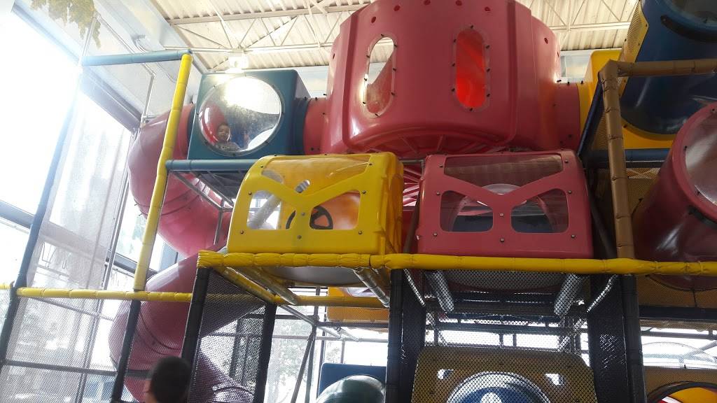 McDonalds | cafe | 16701 NW 67th Ave, Hialeah, FL 33015, USA | 3058226232 OR +1 305-822-6232