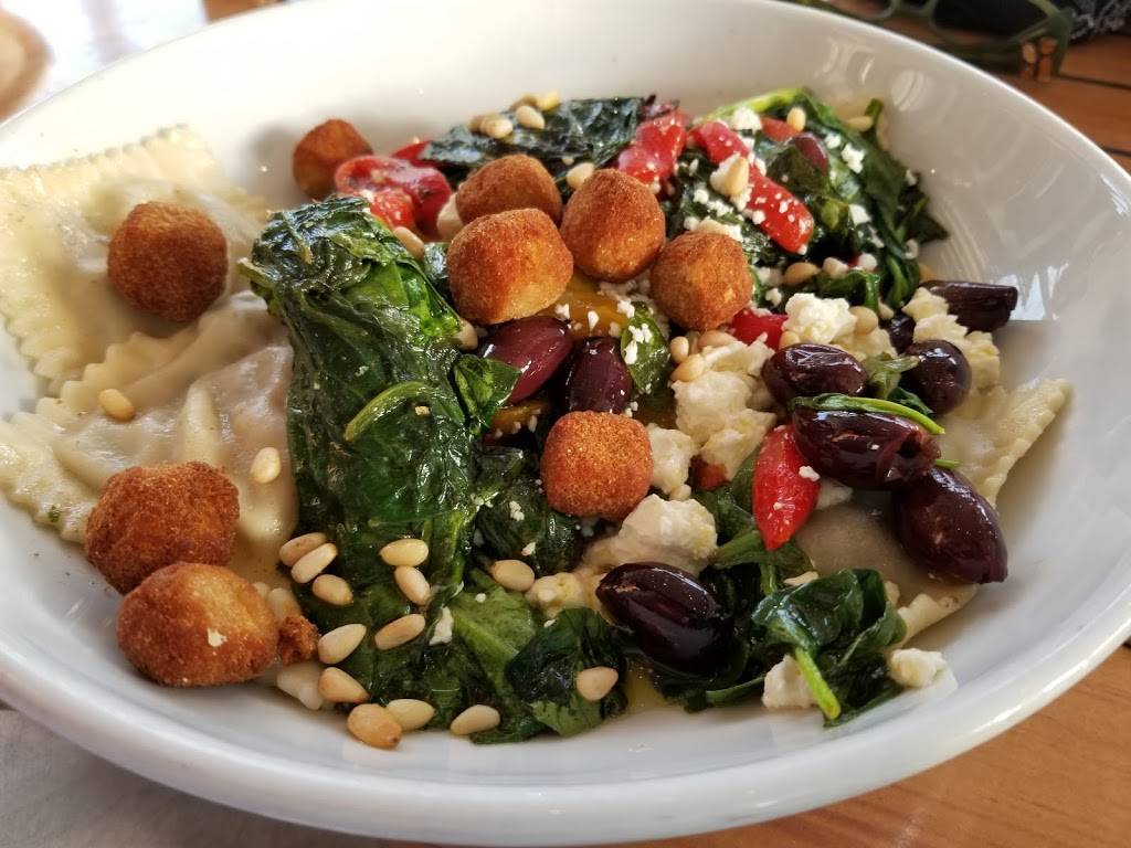 Matunuck Oyster Bar | restaurant | 629 Succotash Rd, Wakefield, RI 02879, USA | 4017834202 OR +1 401-783-4202