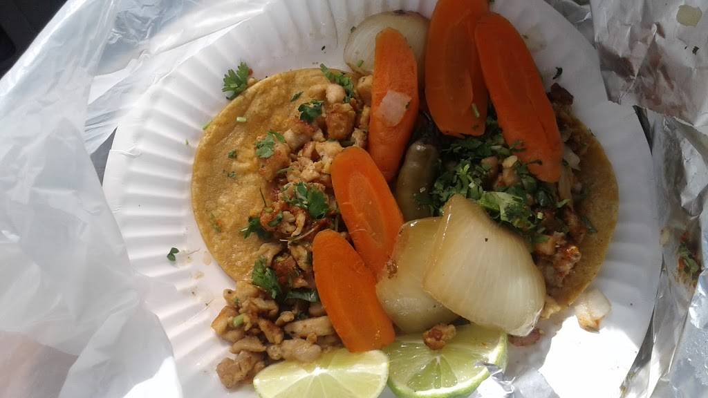 Taqueria El Grullense | restaurant | 976 Acosta Plaza, Salinas, CA 93905, USA | 8317544440 OR +1 831-754-4440