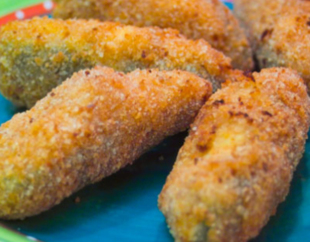 Rufe Snow Wings & Burgers | restaurant | 8247 Rufe Snow Dr Suite 500, Watauga, TX 76148, USA | 8174797588 OR +1 817-479-7588