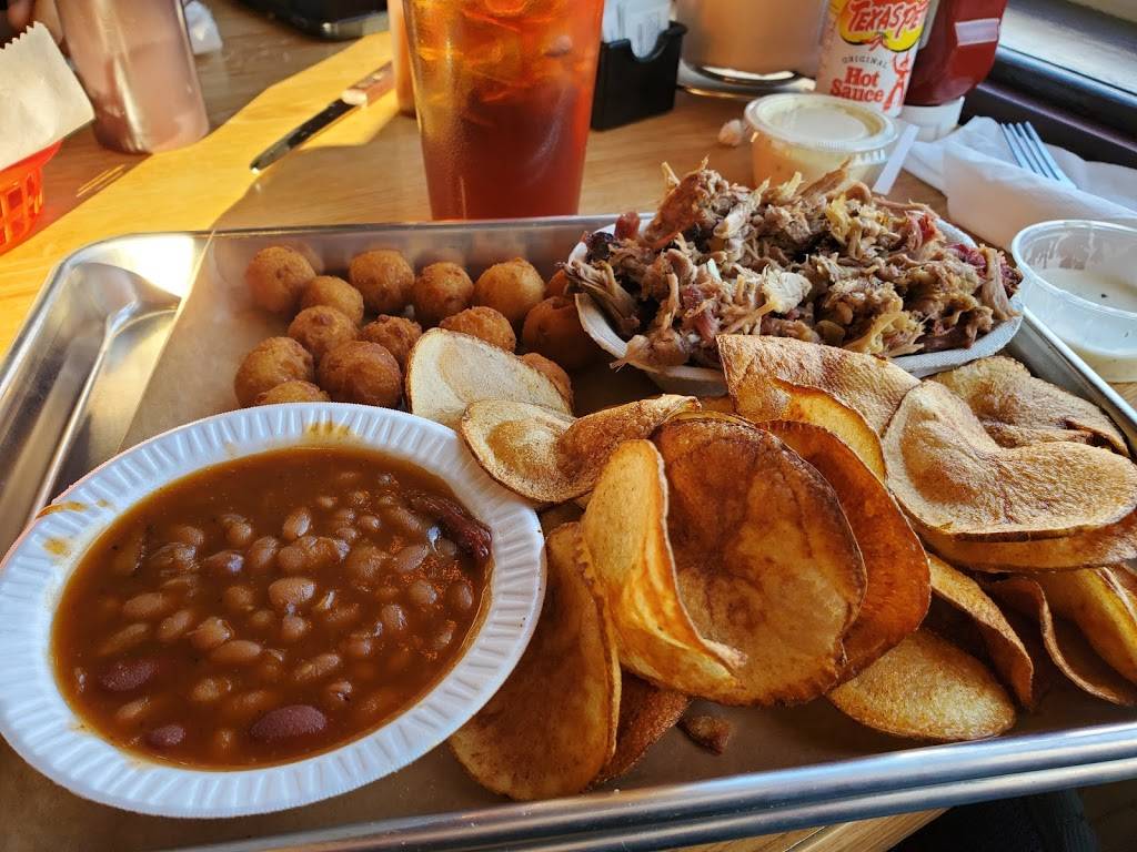 Boulevard Barbeque | restaurant | 810 S College St, Morganton, NC 28655, USA | 8286080847 OR +1 828-608-0847