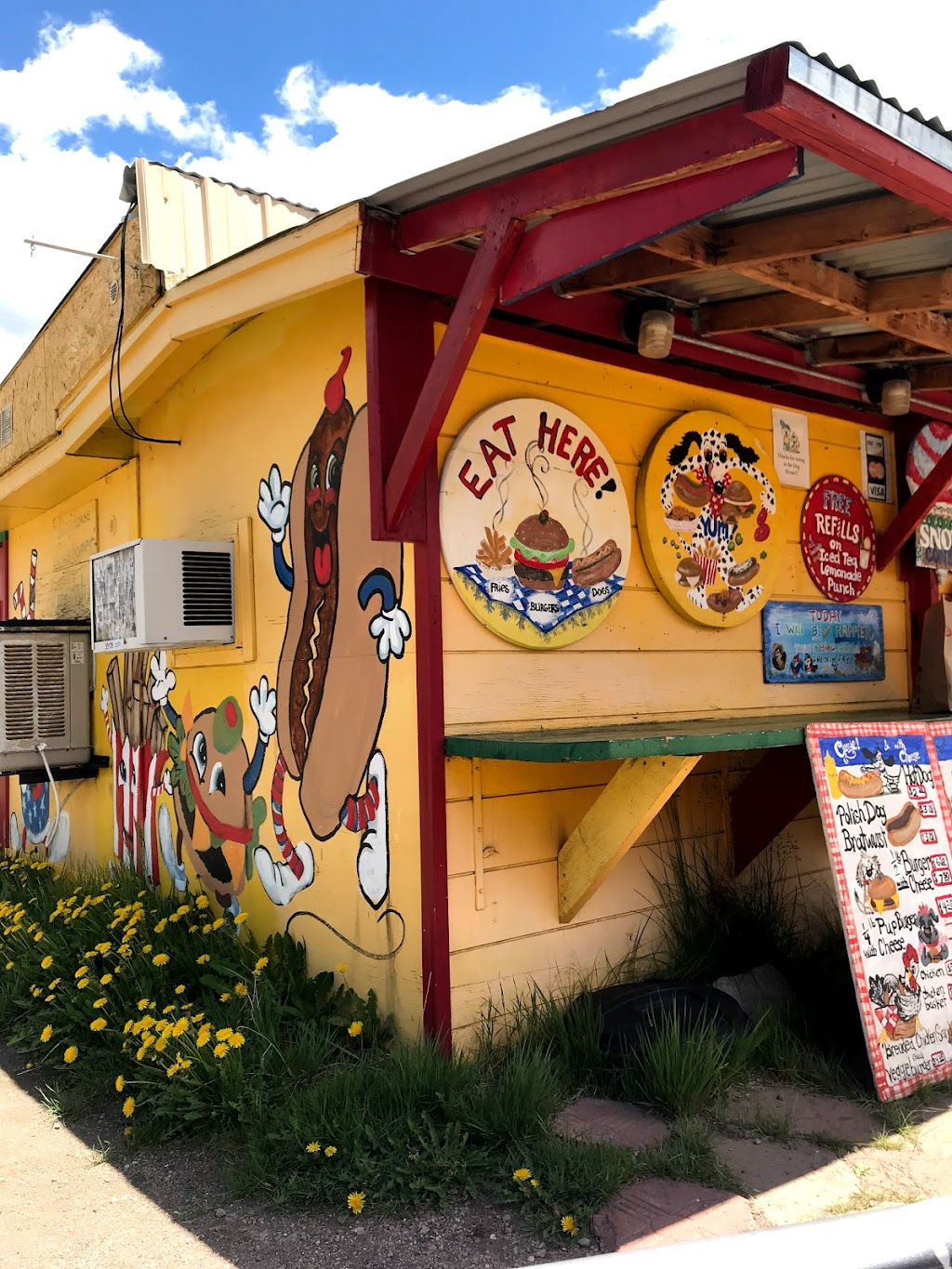 Best Little Dog House | restaurant | 206 S Main St, Creede, CO 81130, USA | 7196583000 OR +1 719-658-3000