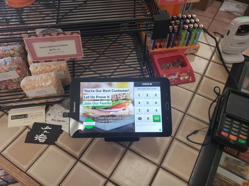 Convenient Corner Market Deli | bakery | 9330 E Poinsettia Dr # 108, Scottsdale, AZ 85260, USA | 4803913155 OR +1 480-391-3155