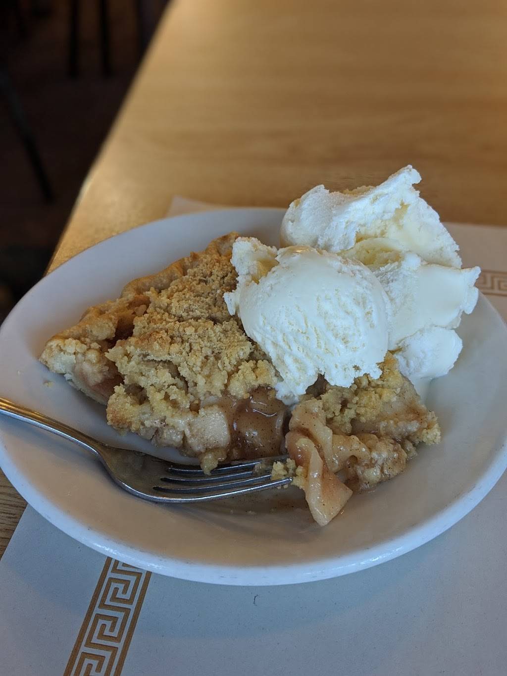 Bonnies Diner | restaurant | 126 S Lake Ave, Phillips, WI 54555, USA | 7153393404 OR +1 715-339-3404