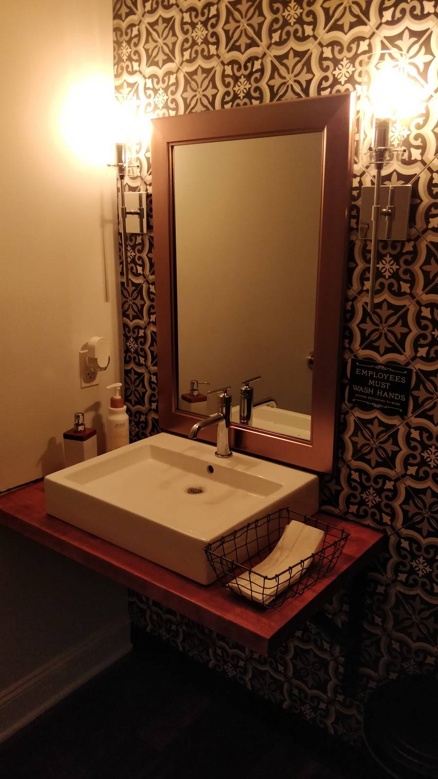 GreenHouse Enoteca | restaurant | 2114 W Tilghman St, Allentown, PA 18104, USA | 6107071152 OR +1 610-707-1152