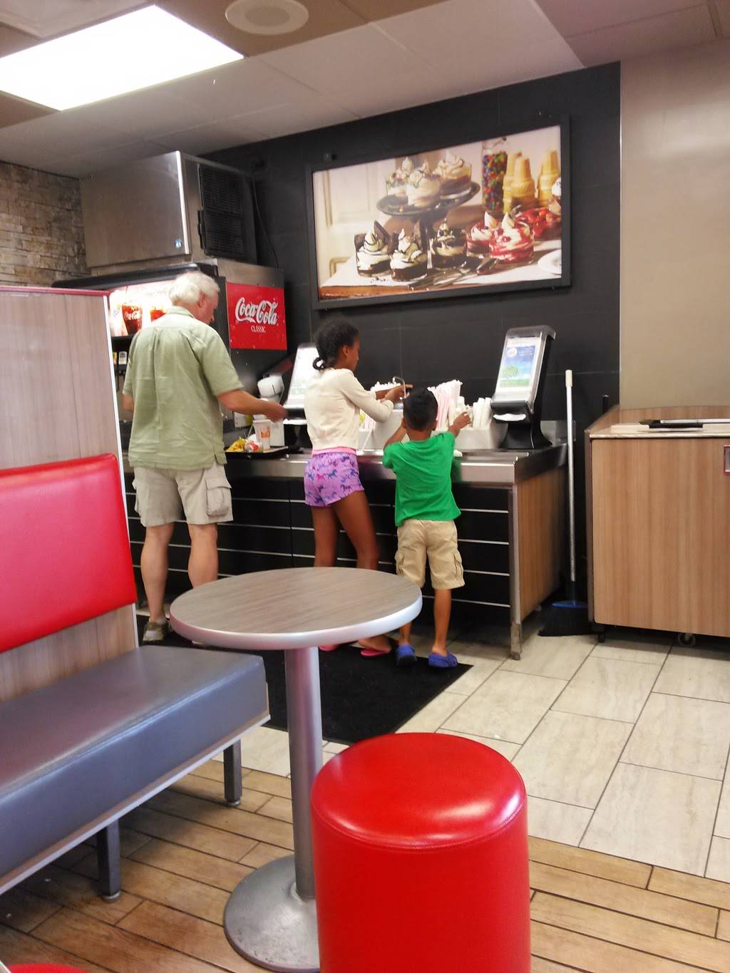 Burger King | restaurant | Maple City Dr And, S Hornell Rd, Hornell, NY 14843, USA | 6073240961 OR +1 607-324-0961