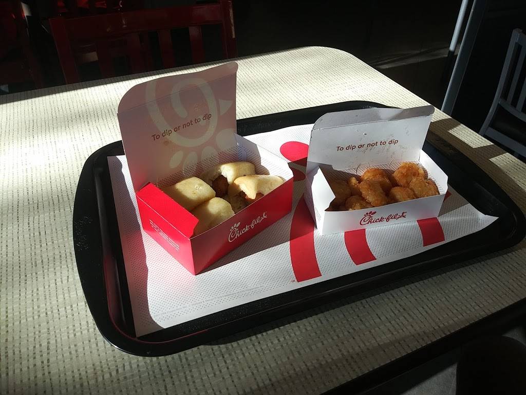 Chick-fil-A | restaurant | 8673 Summit Centre Way, Orlando, FL 32810, USA | 4074750522 OR +1 407-475-0522