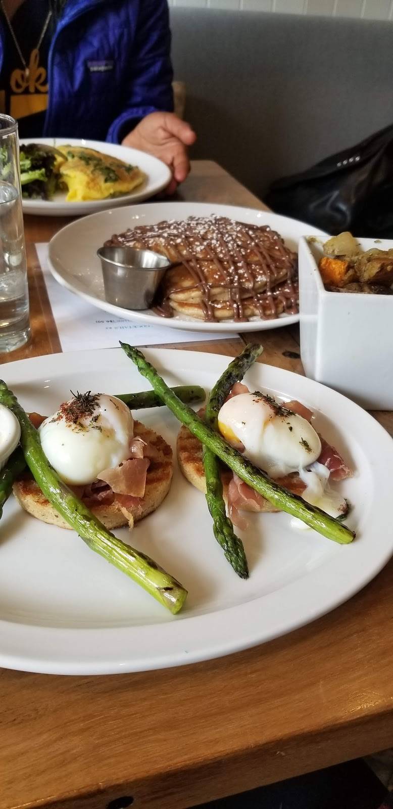 Wheats End Cafe | cafe | 2873 N Broadway, Chicago, IL 60657, USA | 7737703527 OR +1 773-770-3527