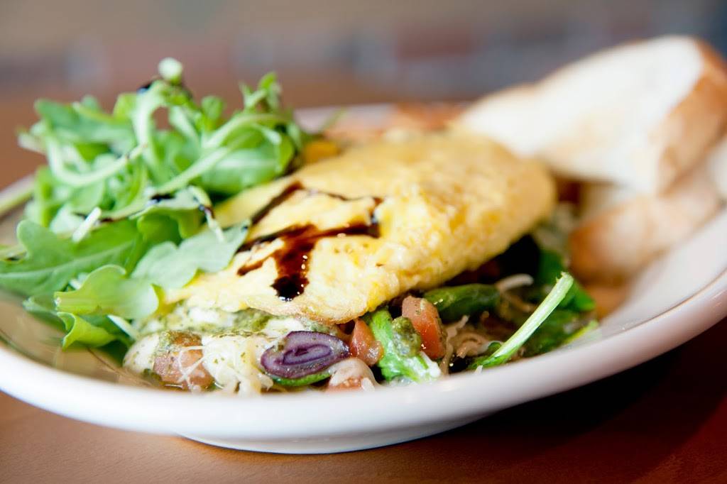 Crooked Pint Ale House | restaurant | 1402 W Arrowhead Rd Suite 100, Duluth, MN 55811, USA | 2184644129 OR +1 218-464-4129