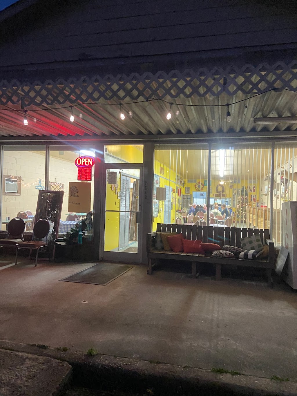 Wendy’s Grill | restaurant | 2643 NC-41, Chinquapin, NC 28521, USA | 9102850260 OR +1 910-285-0260