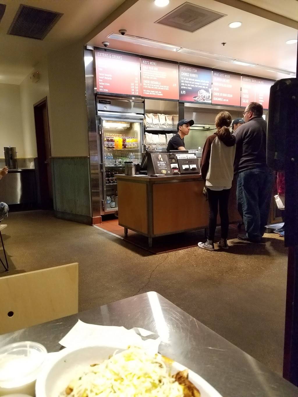 Chipotle Mexican Grill | restaurant | 201 N 8th St, West Dundee, IL 60118, USA | 8474262183 OR +1 847-426-2183