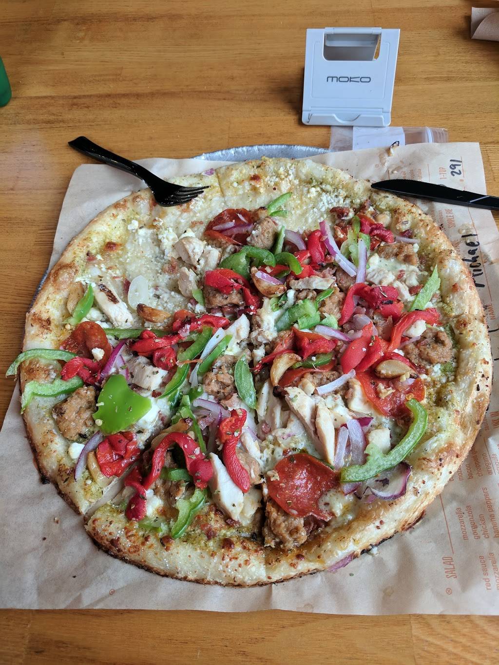 Blaze Pizza | meal takeaway | 27231 La Paz Rd, Laguna Niguel, CA 92677, USA | 9493586577 OR +1 949-358-6577