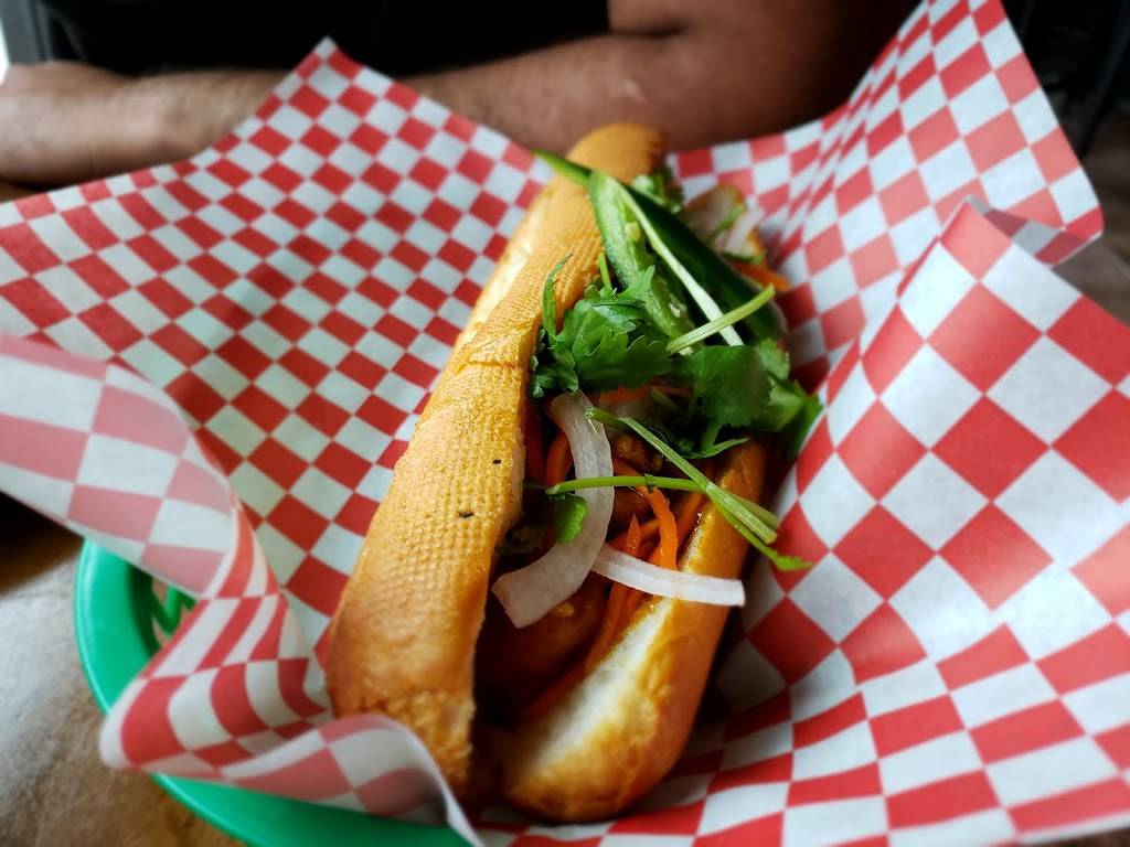 Vietalia Kitchen | restaurant | 1220 S Cooper St, Arlington, TX 76013, USA | 8174601945 OR +1 817-460-1945