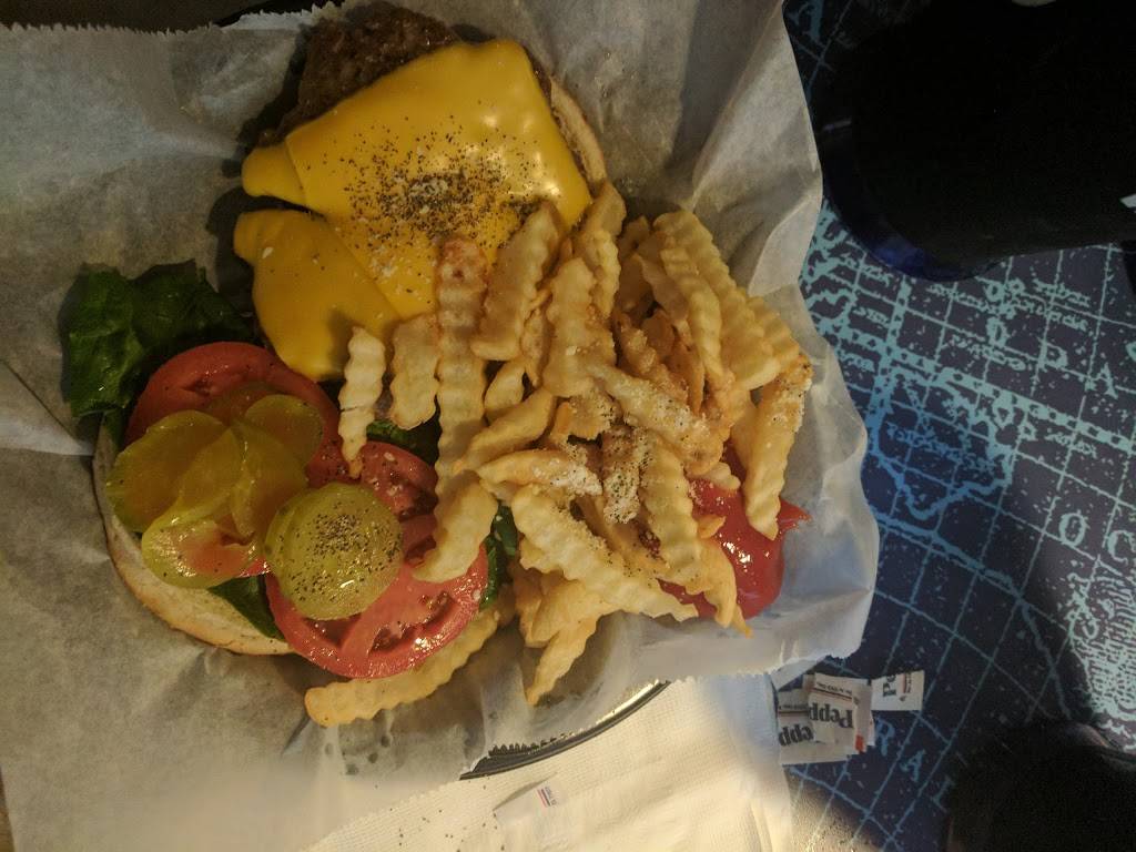 Liberty Lounge II | restaurant | 1 U S Coast Guard Training Center, Yorktown, VA 23690, USA | 7578562325 OR +1 757-856-2325