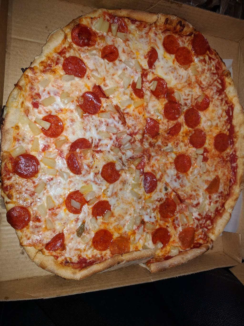 Luigis Pizza | restaurant | 8170 S Tryon St # E, Charlotte, NC 28273, USA | 7045042015 OR +1 704-504-2015