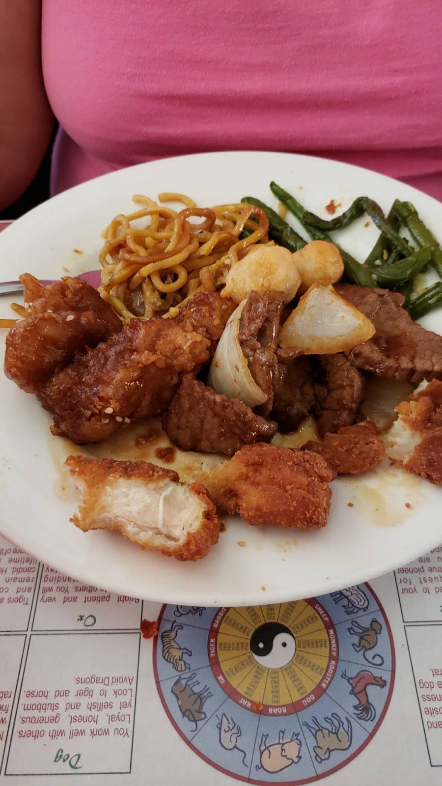 Golden Dragon | restaurant | 980 Wayne Rd, Savannah, TN 38372, USA | 7319251723 OR +1 731-925-1723