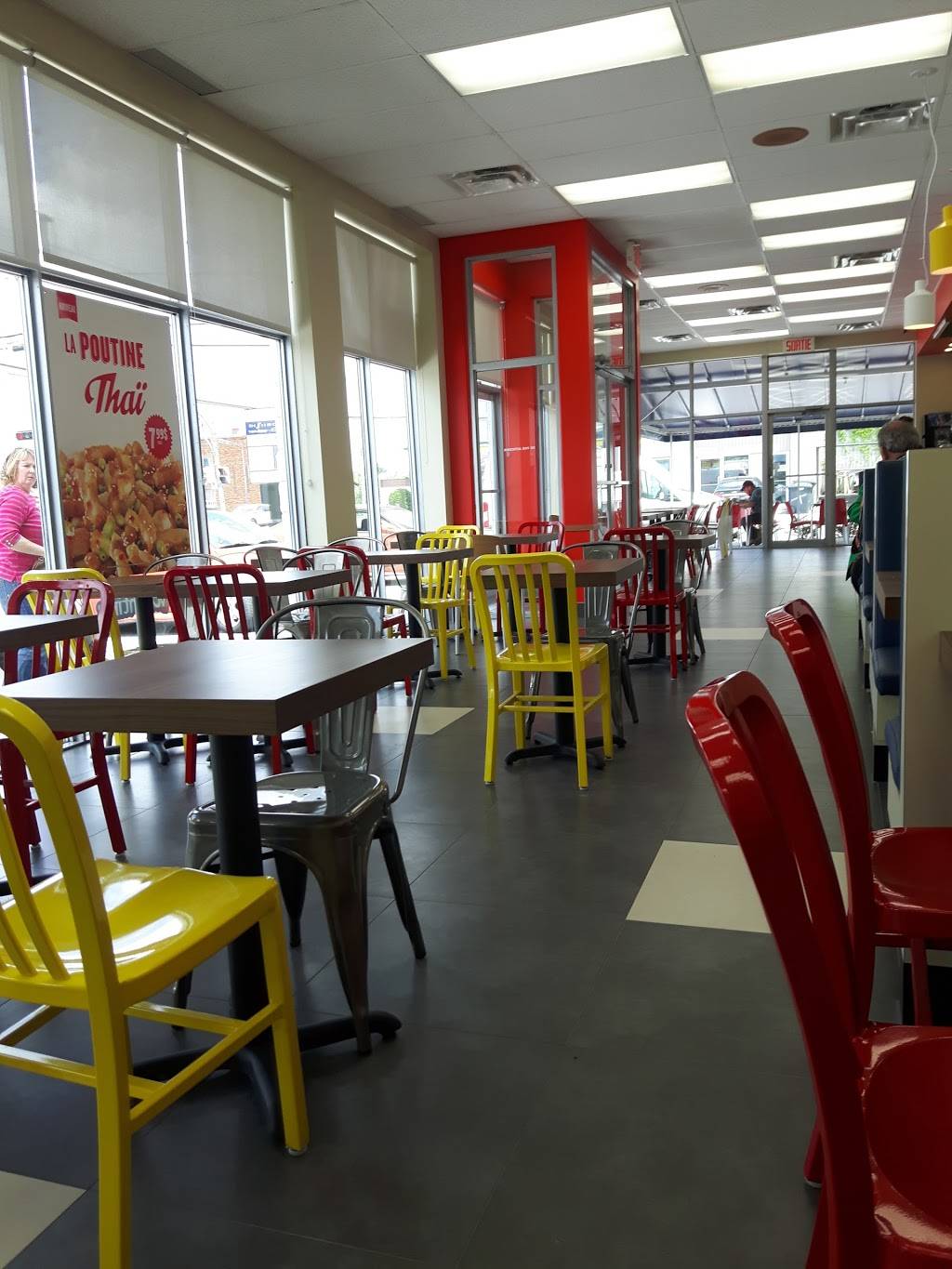 Valentine | restaurant | 2705 Rue Dessaulles, Saint-Hyacinthe, QC J2S 2V6, Canada | 4502231888 OR +1 450-223-1888