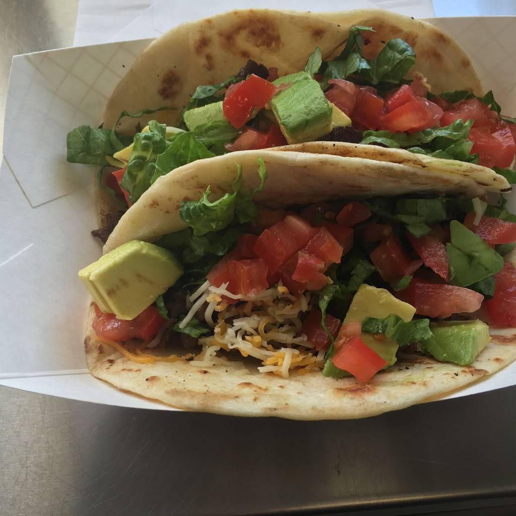 The Grub Spot | restaurant | 2900 N Laurent St, Victoria, TX 77901, USA | 3616498248 OR +1 361-649-8248