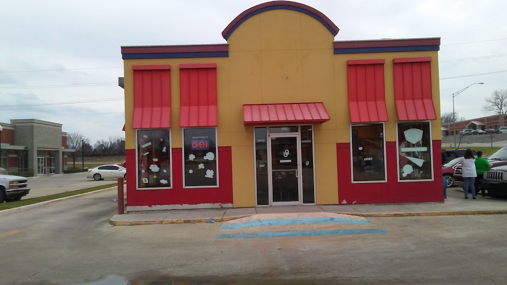 Pigskins BBQ | restaurant | 1711 Stone Briar Dr, Ada, OK 74820, USA | 5803323898 OR +1 580-332-3898