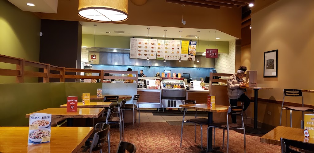 Noodles and Company | restaurant | 3419 N Southport Ave, Chicago, IL 60657, USA | 7732483985 OR +1 773-248-3985