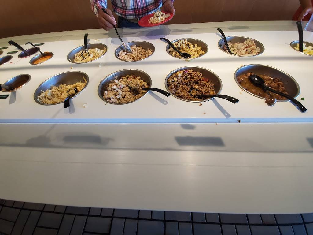 Souper Salad | restaurant | 8900 Viscount Blvd, El Paso, TX 79925, USA | 9155946617 OR +1 915-594-6617