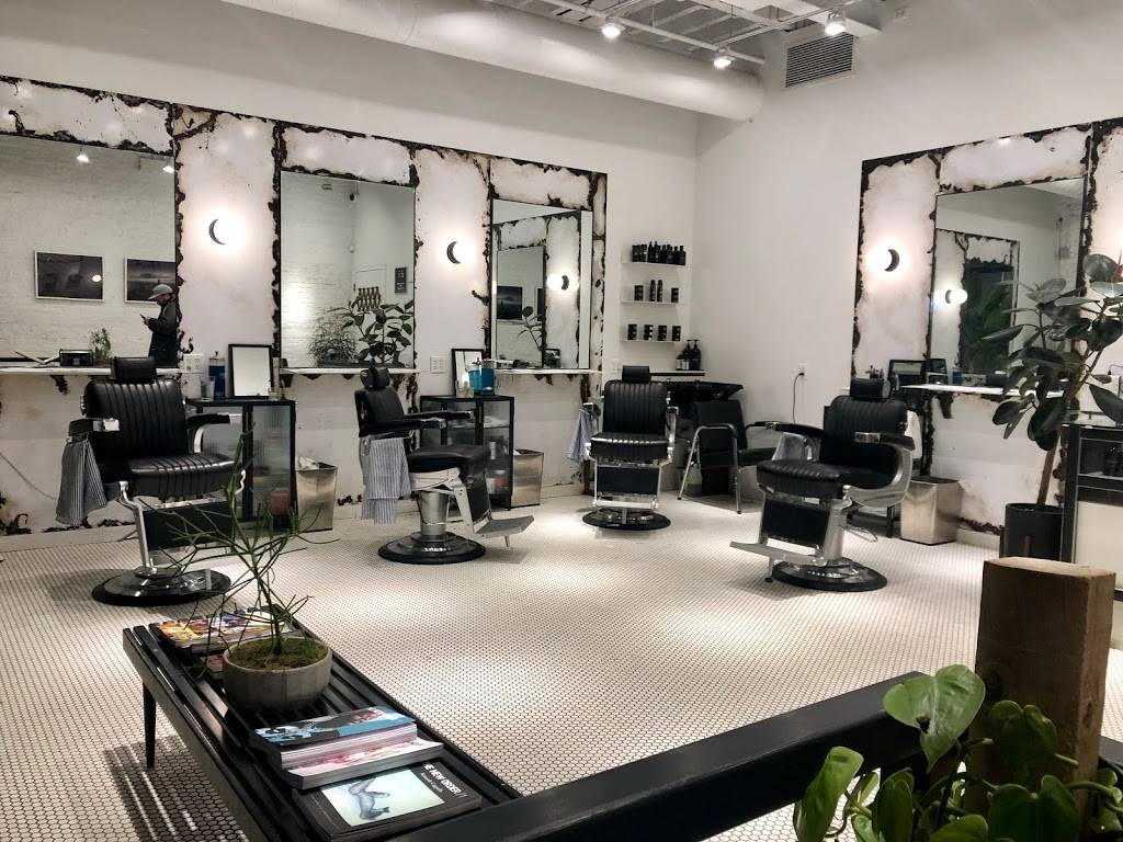 Blind Barber | night club | 948 W Fulton Market, Chicago, IL 60607, USA | 3124059929 OR +1 312-405-9929