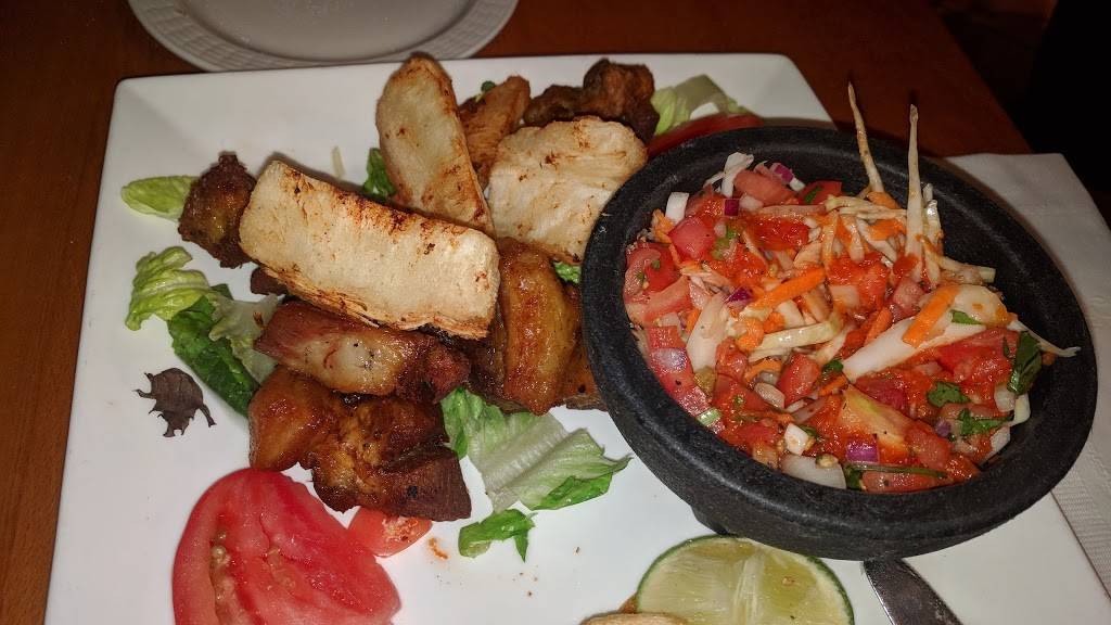 La Terraza | restaurant | 4716 King St, Alexandria, VA 22302, USA | 7039982951 OR +1 703-998-2951