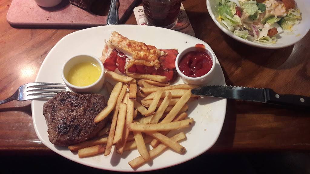 Outback Steakhouse | restaurant | 3161 NE 163rd St, North Miami Beach, FL 33160, USA | 3059444329 OR +1 305-944-4329