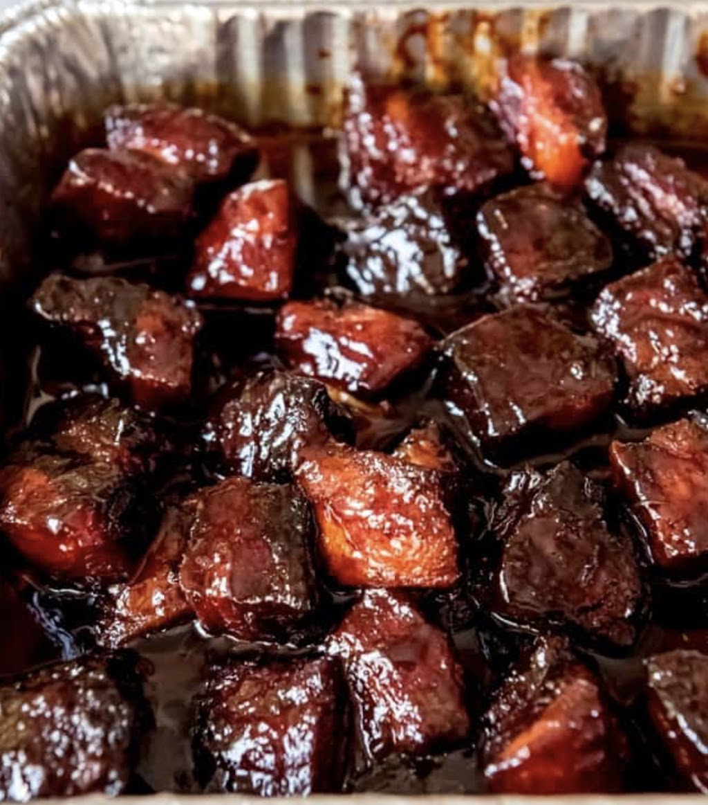 Simpsons BBQ Junkies | restaurant | 105 E Suffolk Ct, Flint, MI 48507, USA | 2484721188 OR +1 248-472-1188