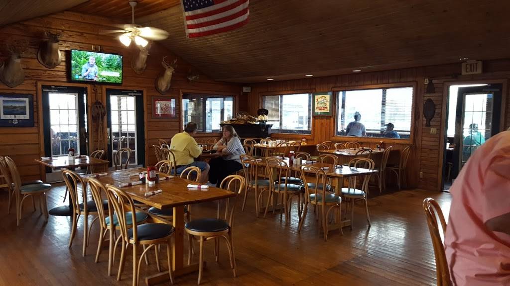 Mudcat Charlies | restaurant | 250 Ricefield Way, Brunswick, GA 31525, USA | 9122610055 OR +1 912-261-0055