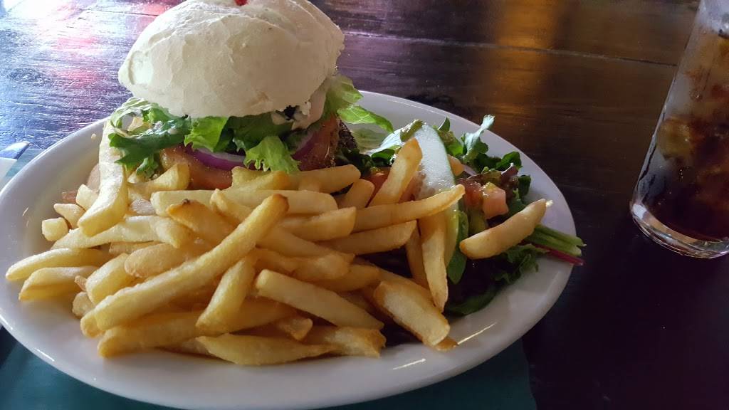 Springbok Bar & Grill | restaurant | 16153 Victory Blvd, Van Nuys, CA 91406, USA | 8189889786 OR +1 818-988-9786