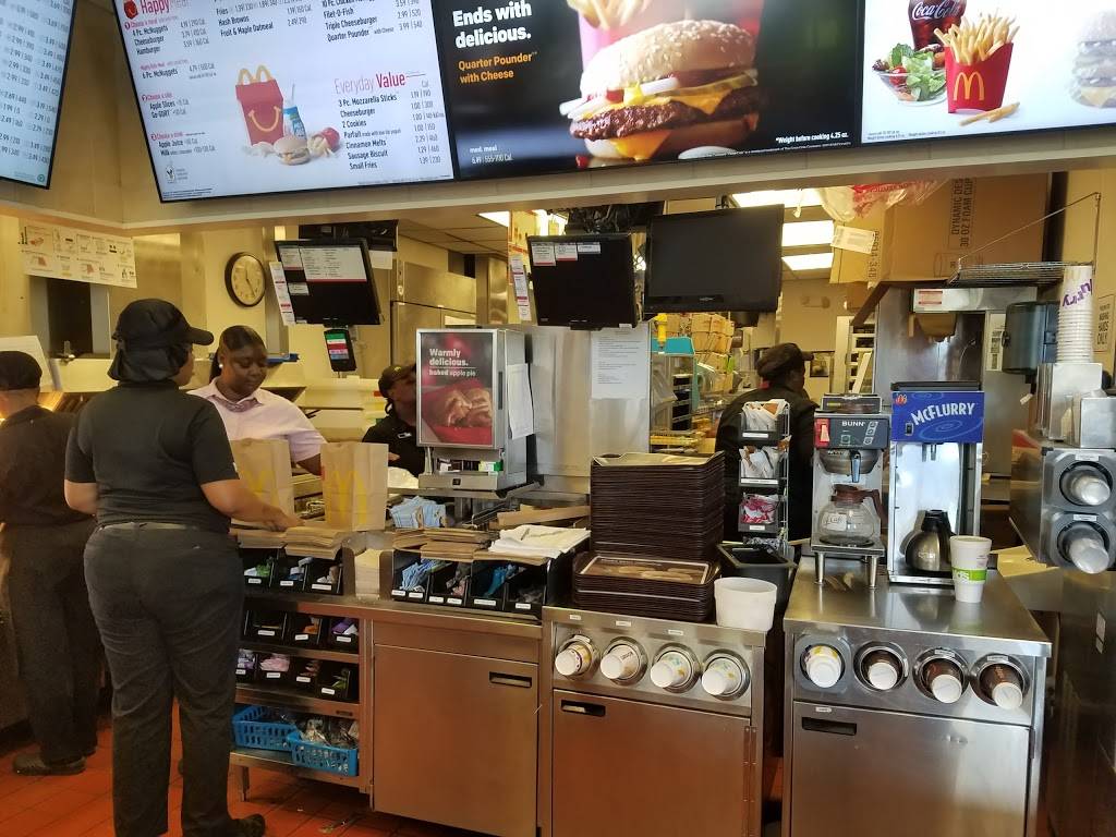 McDonalds | cafe | 1201 FL-84, Fort Lauderdale, FL 33315, USA | 9545271017 OR +1 954-527-1017