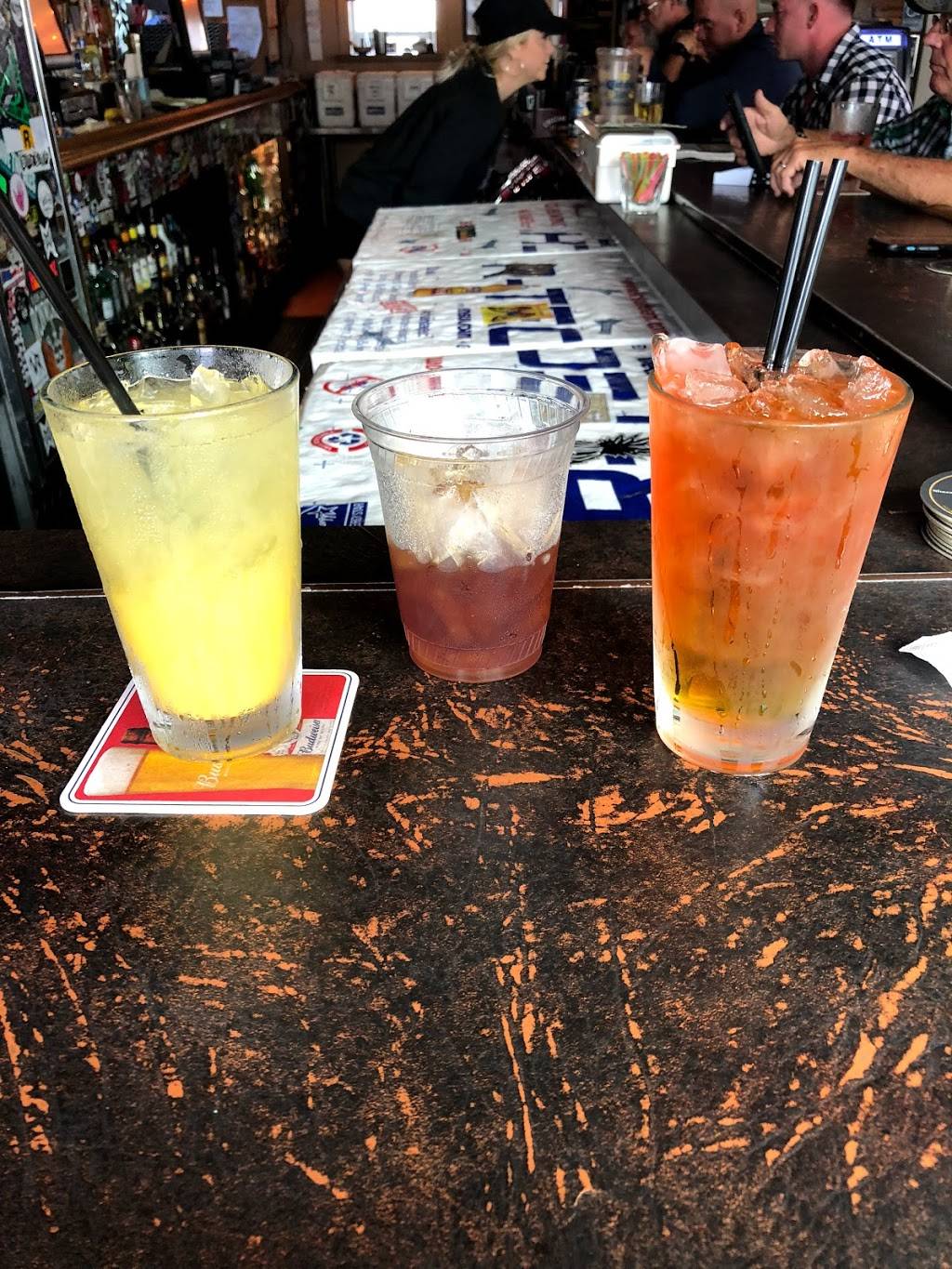 Knuckleheads Sports Bar & Grill | restaurant | 1717 N El Camino Real, San Clemente, CA 92672, USA | 9494922410 OR +1 949-492-2410