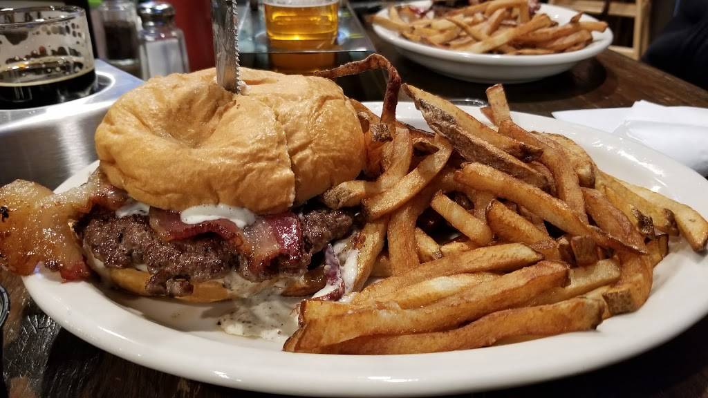 Route 2 Taproom | restaurant | 19837 US-2, Monroe, WA 98272, USA | 3608632036 OR +1 360-863-2036