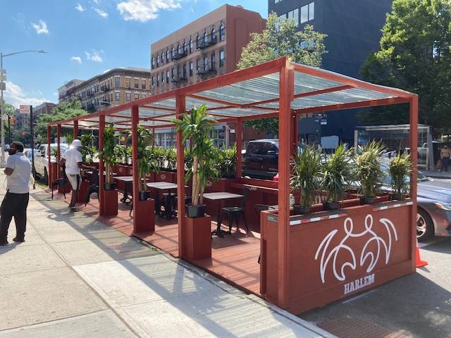 Capt Loui | restaurant | 2906 Frederick Douglass Blvd, New York, NY 10039, USA | 2122560008 OR +1 212-256-0008