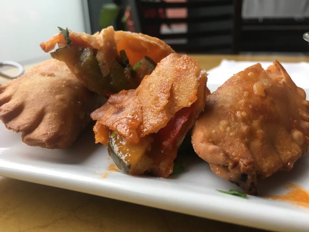 ME Casa Catering and Restaurant | restaurant | 109 Christopher Columbus Dr, Jersey City, NJ 07302, USA | 2014330019 OR +1 201-433-0019