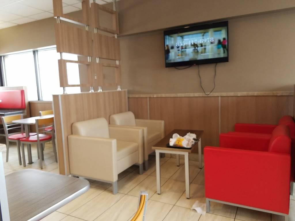 Burger King | restaurant | 1610 VFW Pkwy, West Roxbury, MA 02132, USA | 6173232479 OR +1 617-323-2479