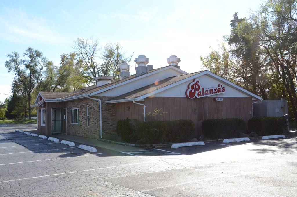 Palanzas Family Dining | restaurant | 2437 Washington Rd, Washington, IL 61571, USA | 3096942361 OR +1 309-694-2361