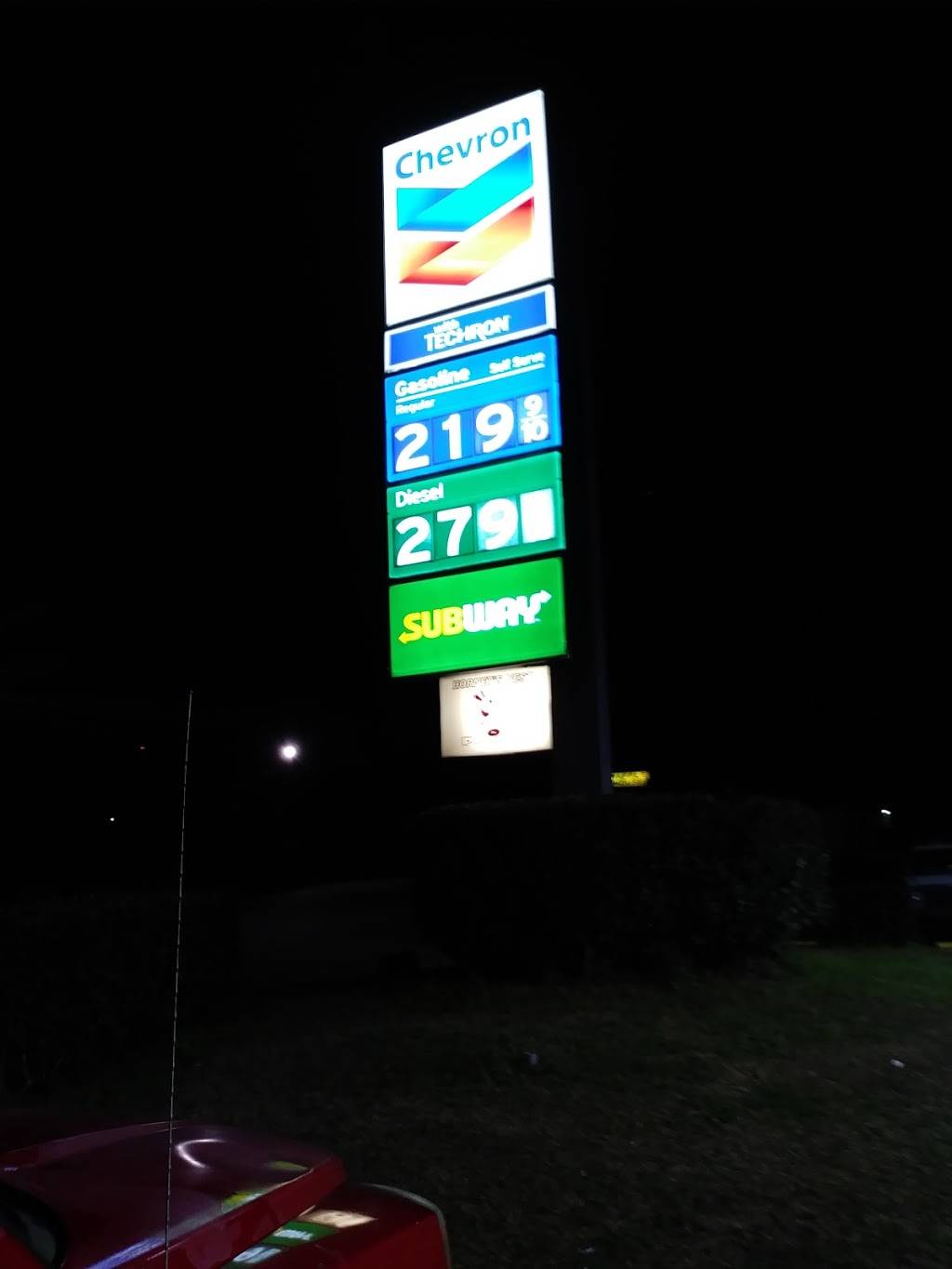 Subway | meal takeaway | 20624 MS-63 N, Moss Point, MS 39562, USA | 2285883555 OR +1 228-588-3555