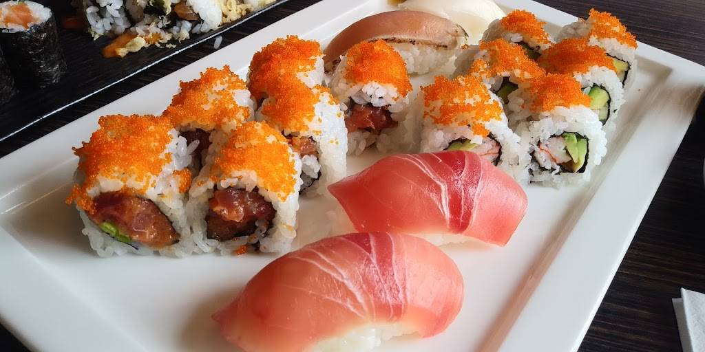 Sushi 88 | restaurant | 690 Somerset St W, Ottawa, ON K1R 6P4, Canada | 6132333288 OR +1 613-233-3288
