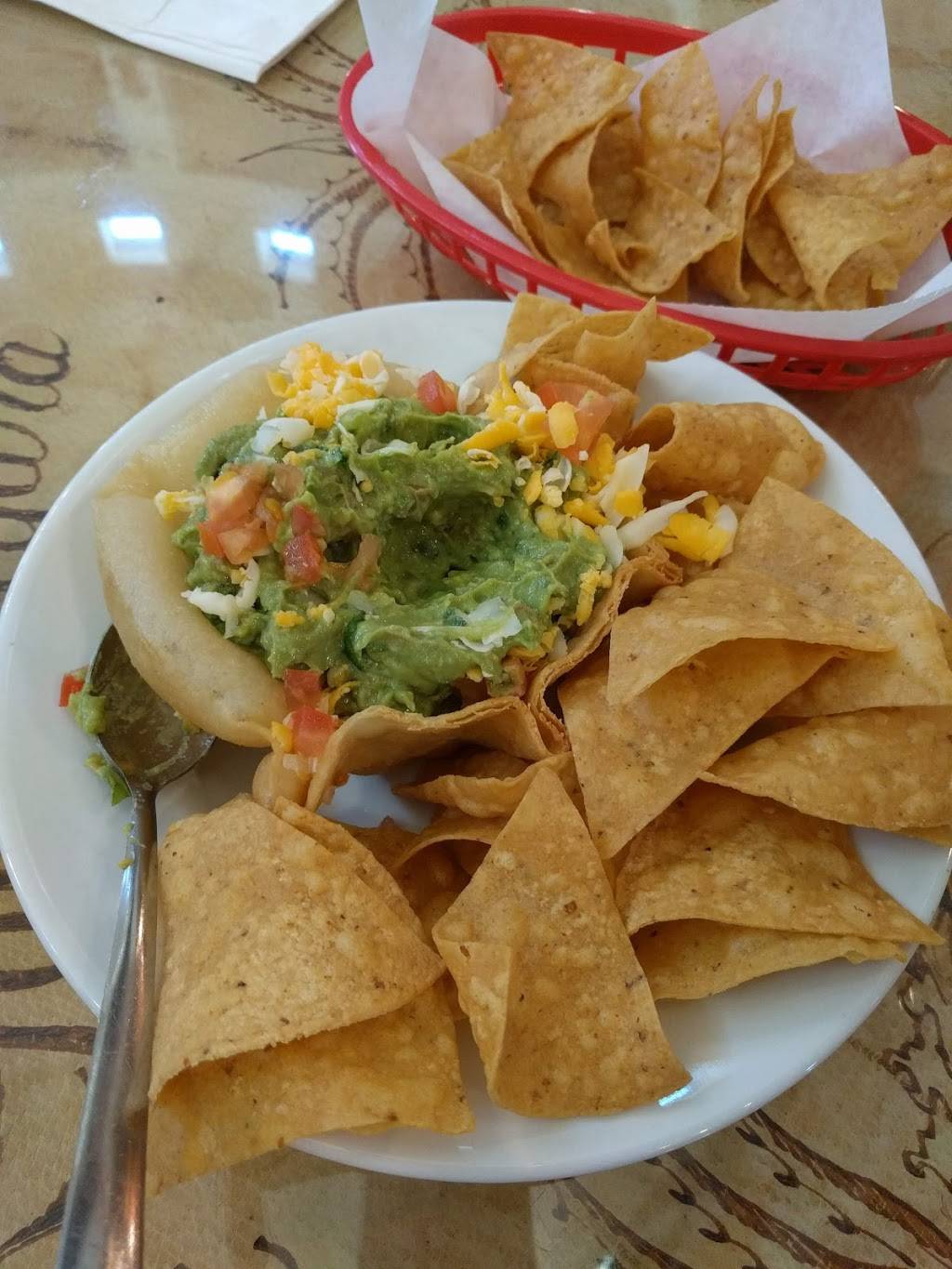 Mi Guadalajara Restaurant | restaurant | 525 W 2nd Ave, Escondido, CA 92025, USA | 7607464371 OR +1 760-746-4371